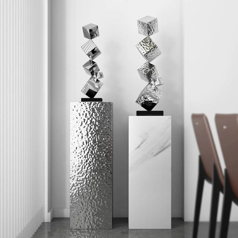 S-068-08-D014 Mirror-Stainless Steel Cube Stack Sculpture