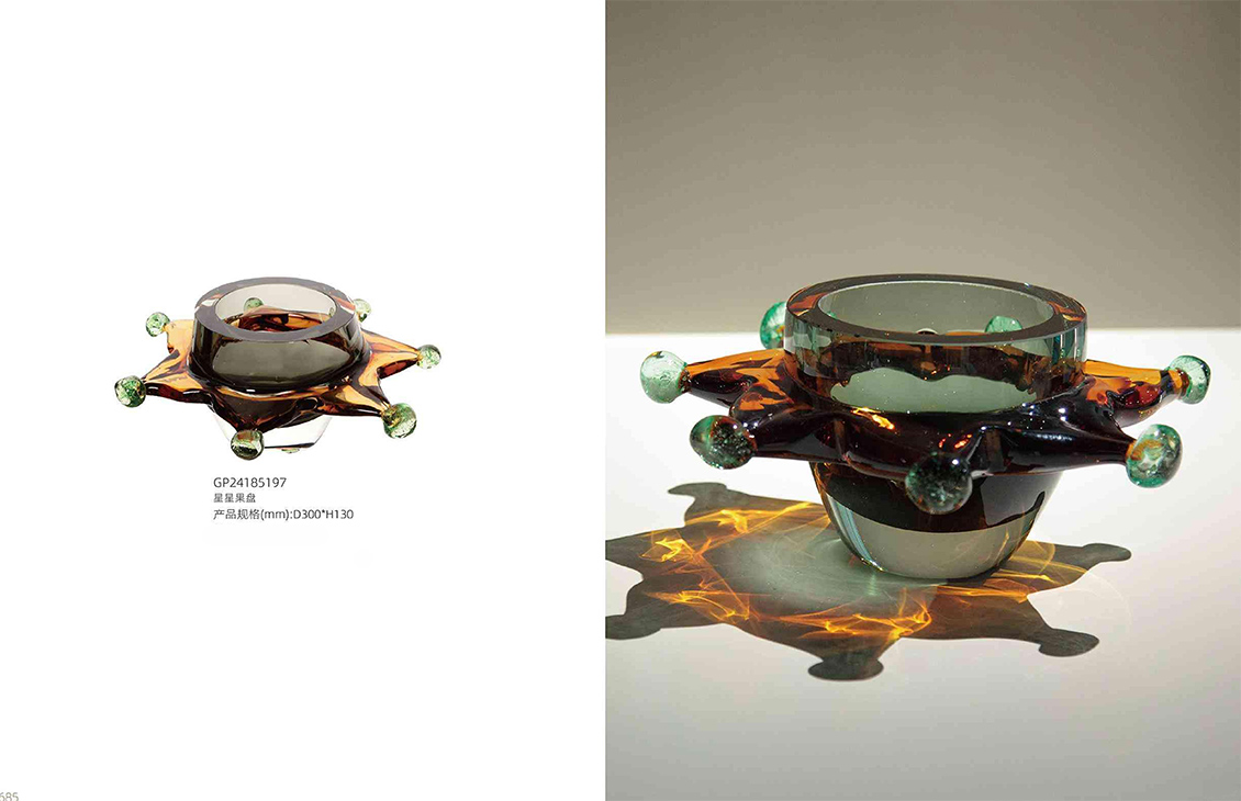 Luxury Glass Star-Shaped Fruit Bowl Luxury Glass Star-Shaped Fruit Bowl