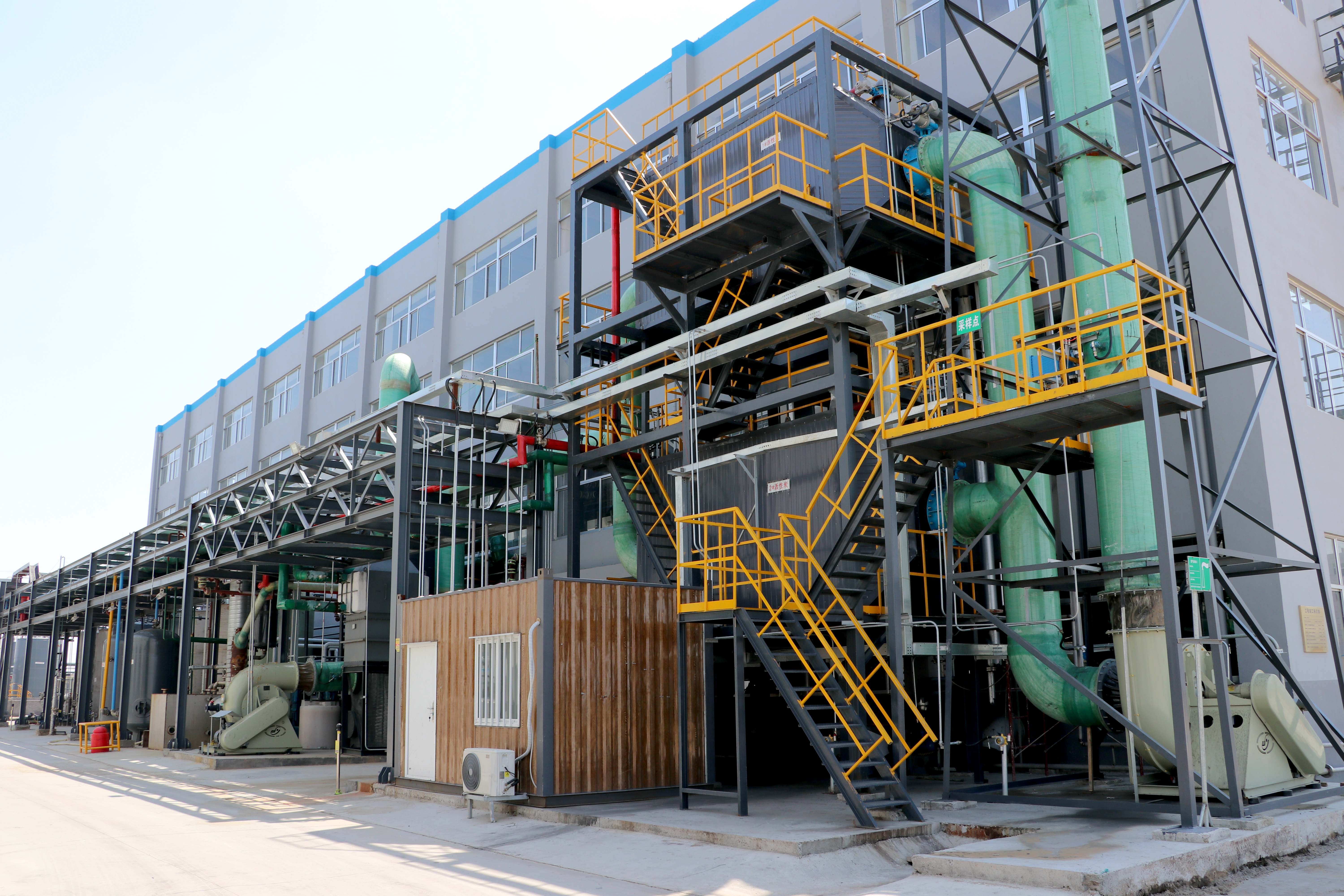 Advanced environmentally friendly production equipment