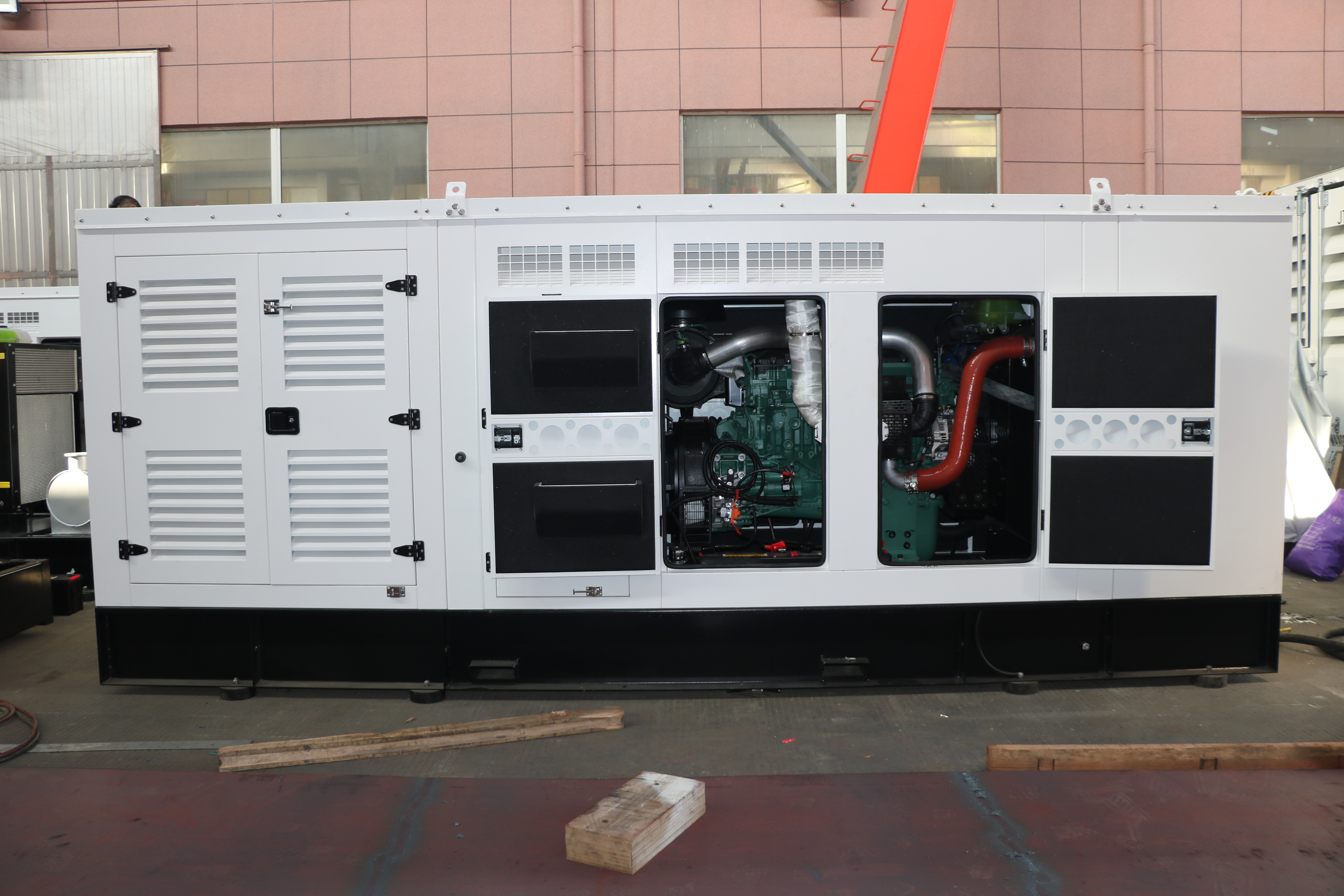 Volvo Hospital Use Diesel Generator Sets 100kVA to 1000kVA
