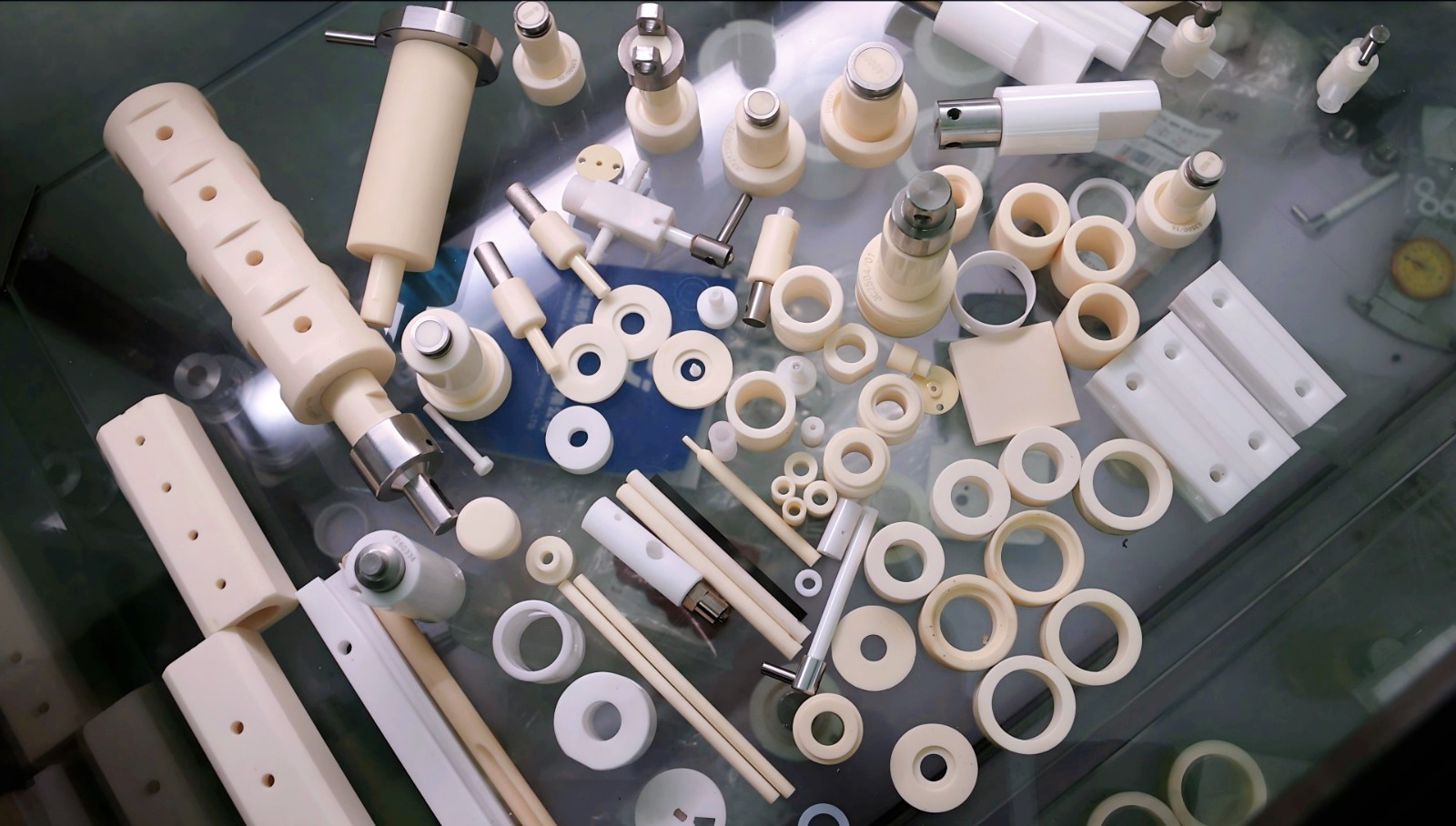 Ceramic Dispensing Pump