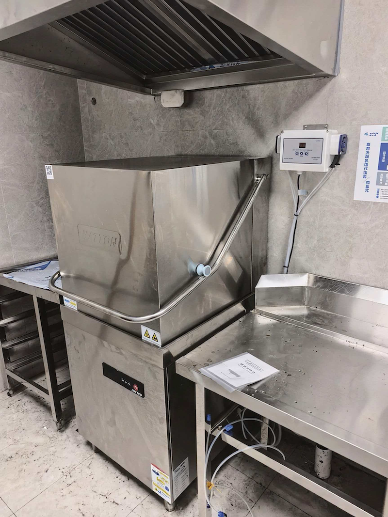 hood type dishwasher machine