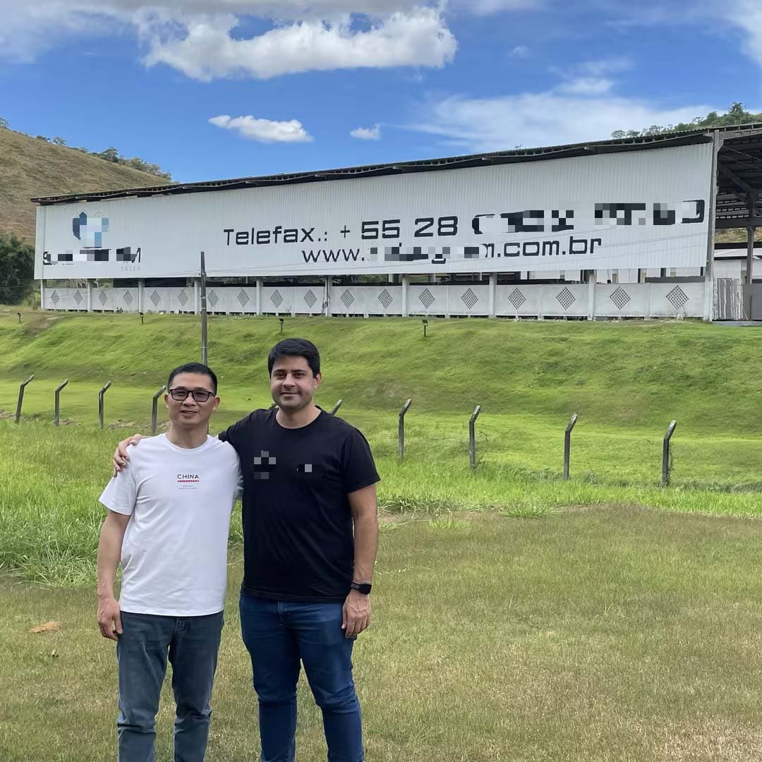 Visite o Brasil para obter informações sobre o cliente.