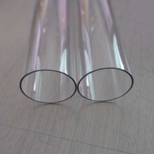 Diferentes tamaños y espesores de tubo de acrílico transparente de color