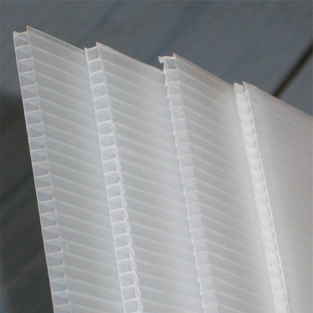 Coroplast Plastic Sheets