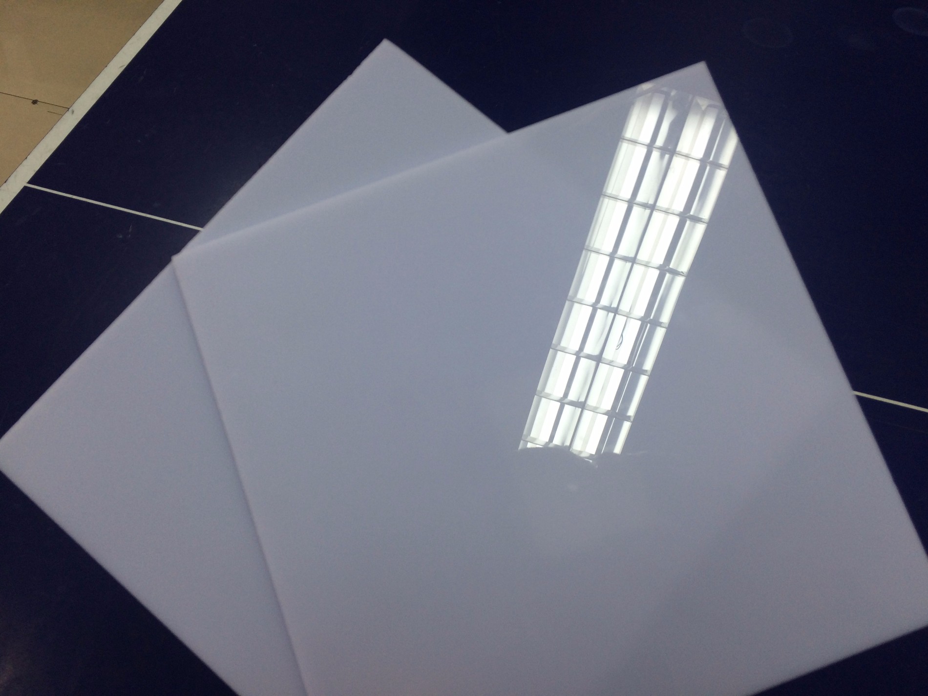 transparent and white polystirene sheet to insteat of acrylic sheet
