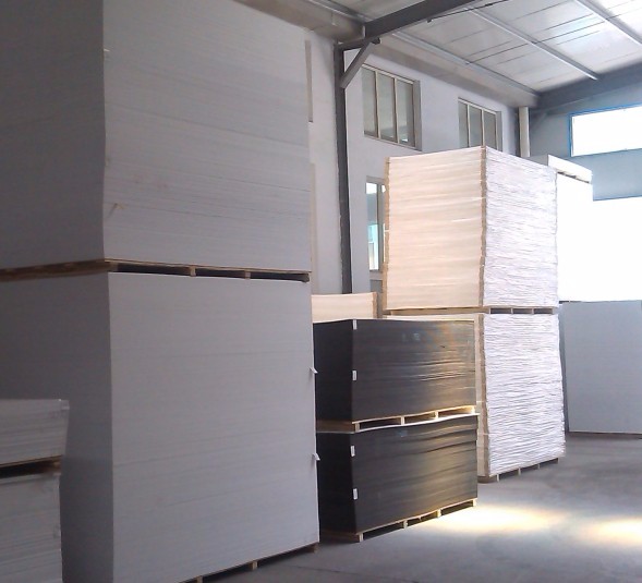 1220*2440mm white PVC free foam board