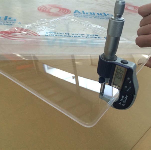 Китай 4.5mm прозрачный литой акриловый лист для рекламного щита, производитель