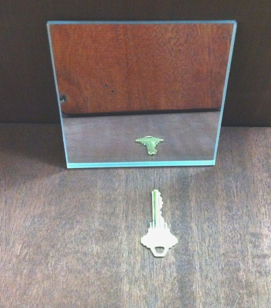 Китай пластиковые зеркала листа 1 мм акрилового листа серебряного зеркала акриловой доска для лазерной резки оптовых, производитель