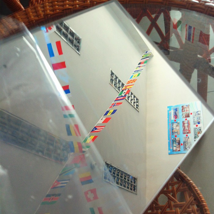 thin acrylic perspex mirror glass sheets