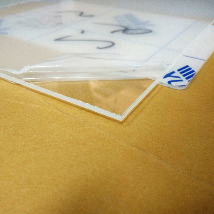 Белый рассеиватель из полистирола толщиной 1 мм и 2 мм