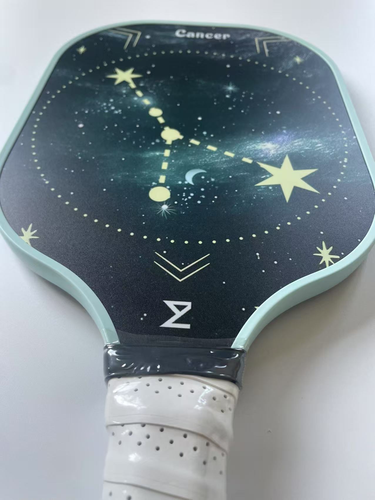 pickleball racket