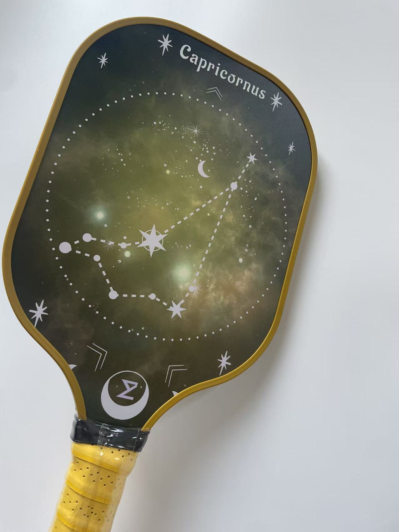 pickleball racket