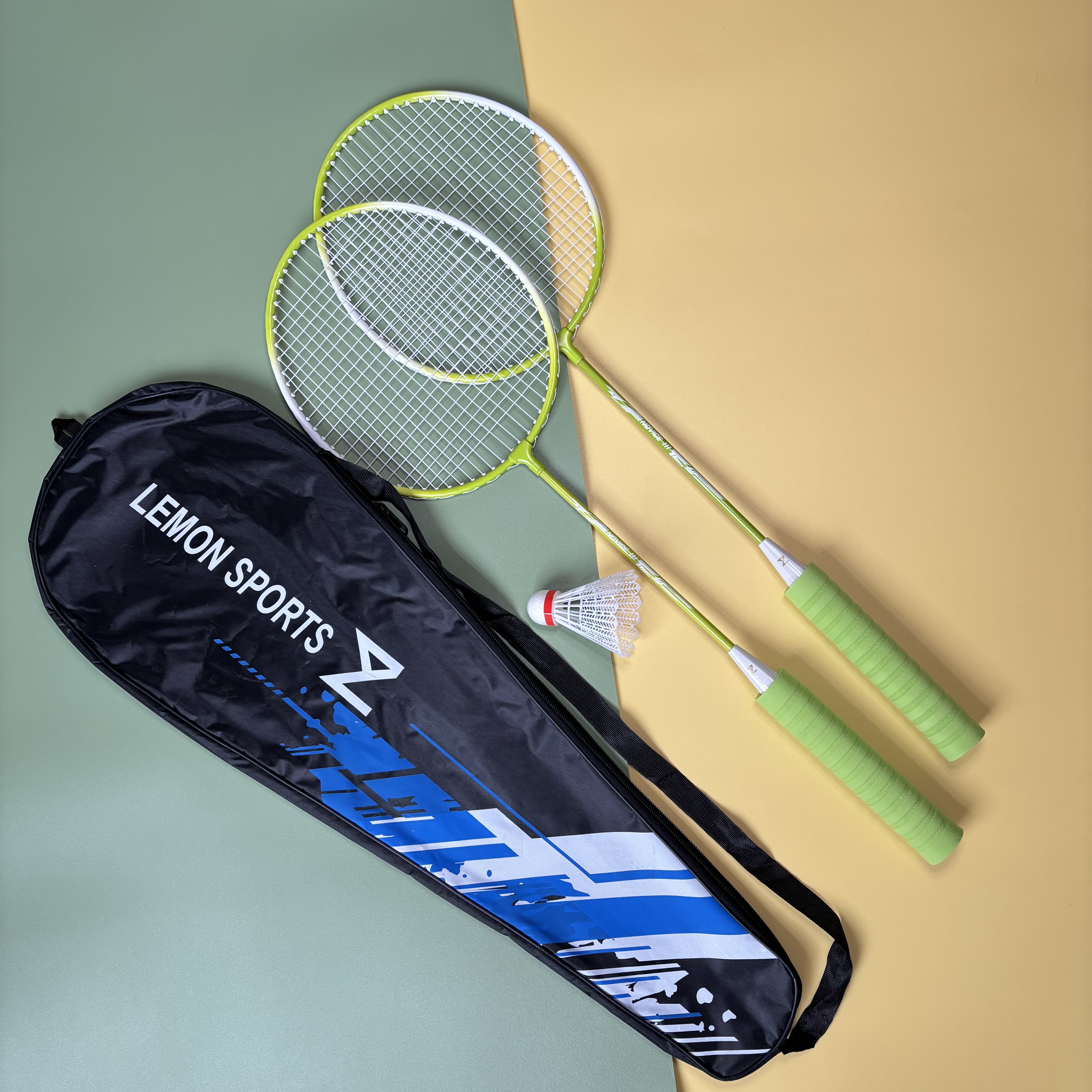 Hot sales Badminton Racket NOVICE 111