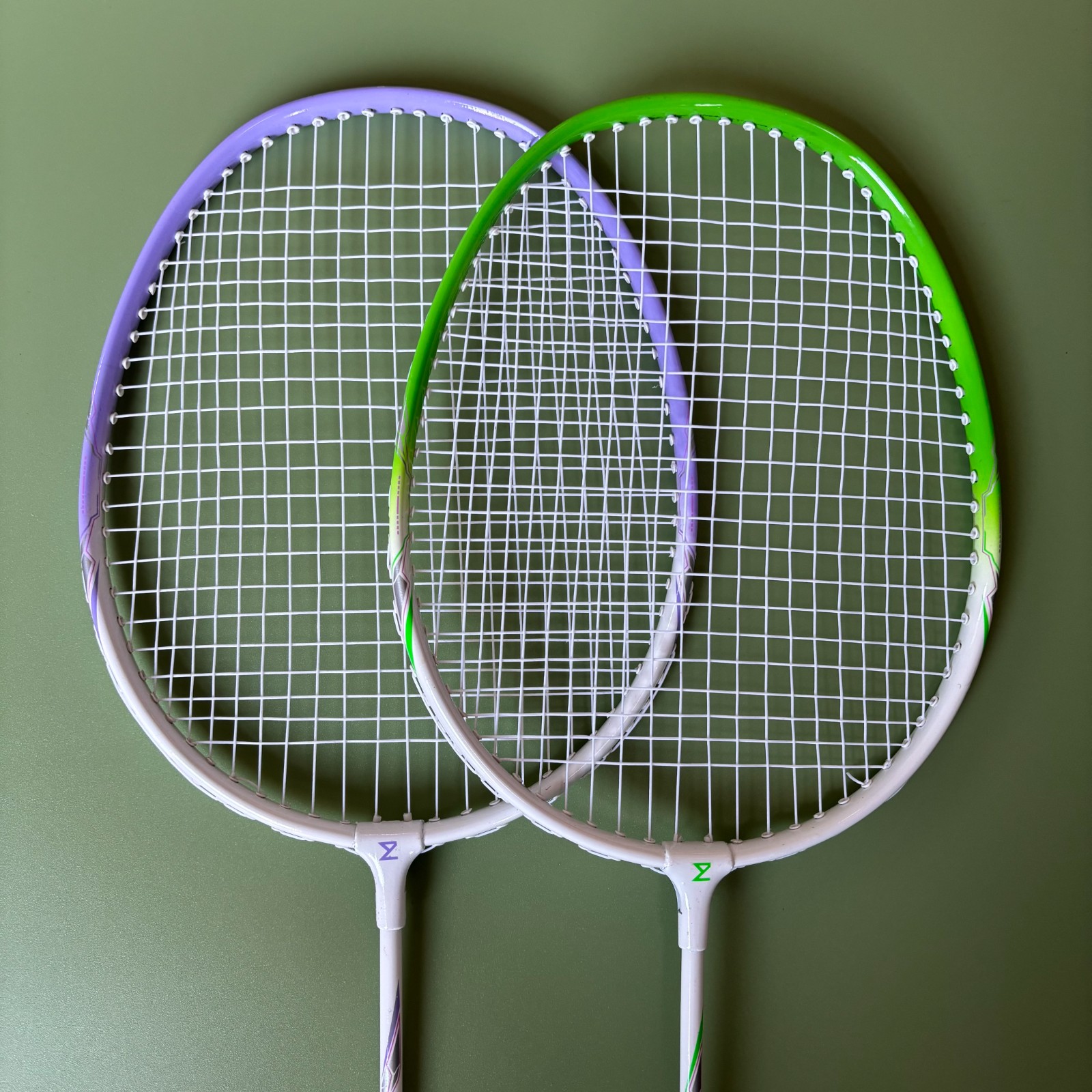 lowest weight badminton racket