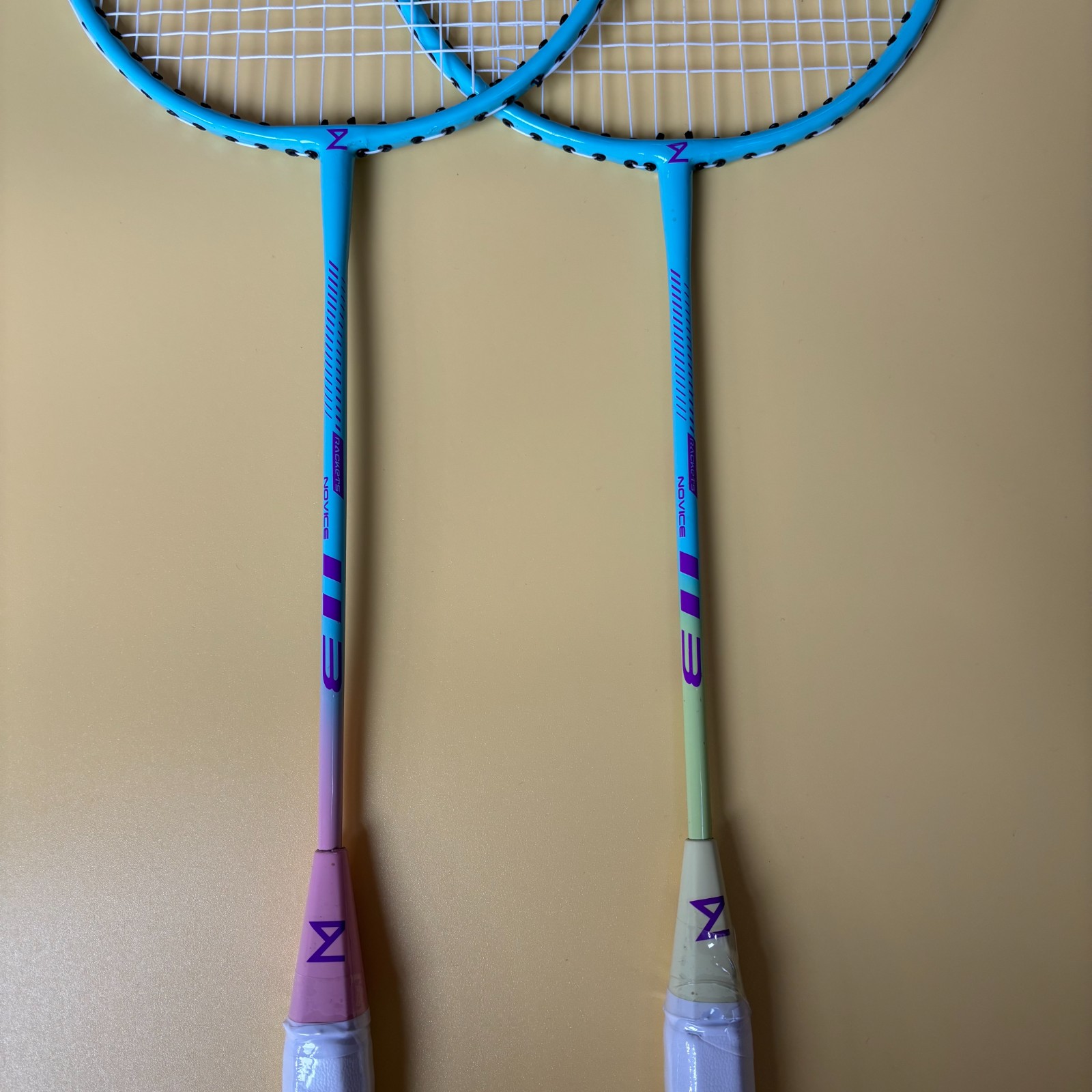lowest weight badminton racket