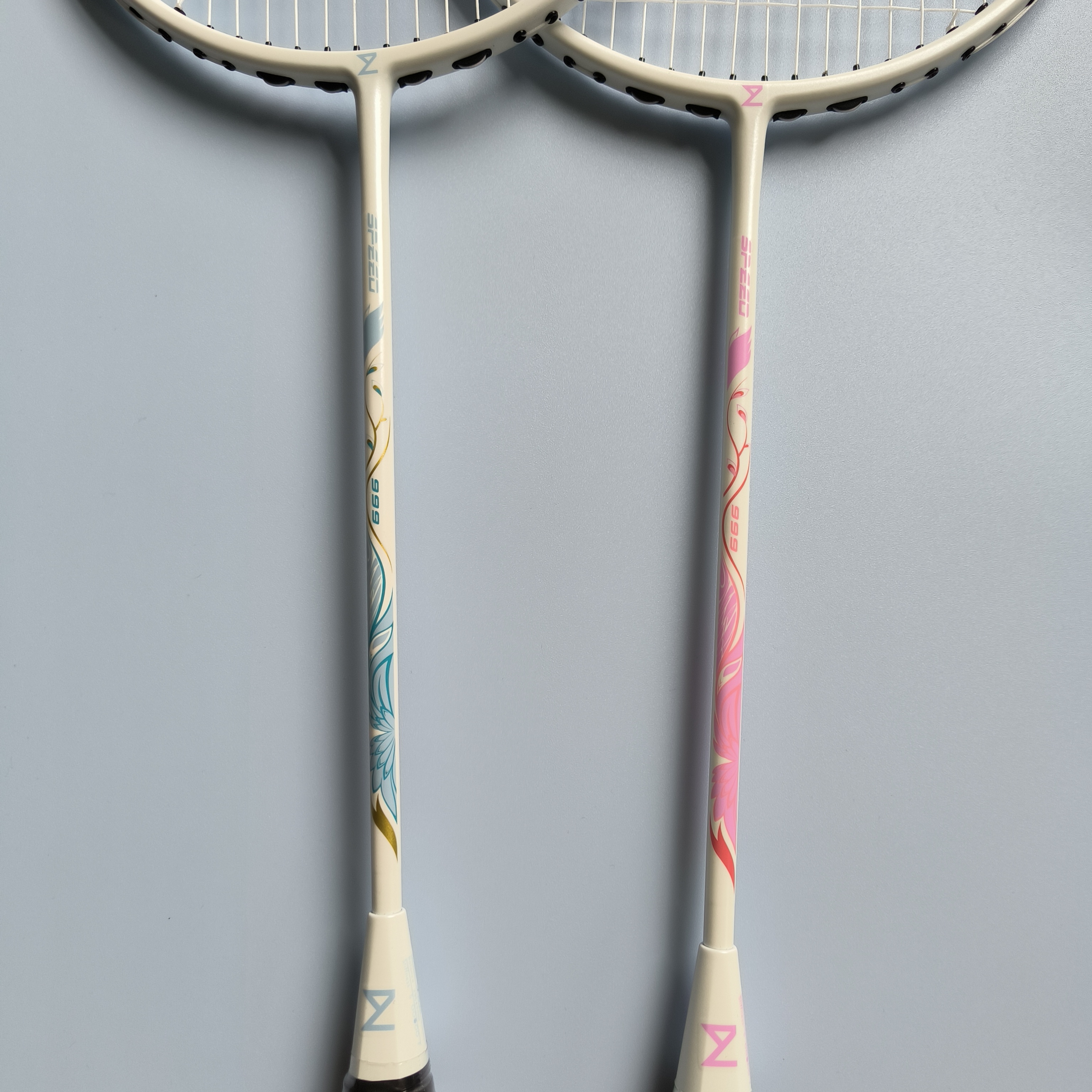 Hot sales for Carbon Badminton Racket SPEED 999 WITH STRING