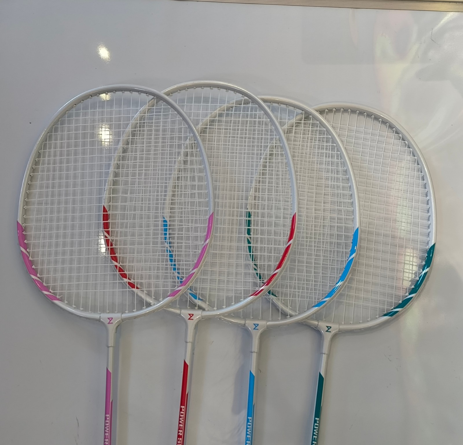 lowest weight badminton racket