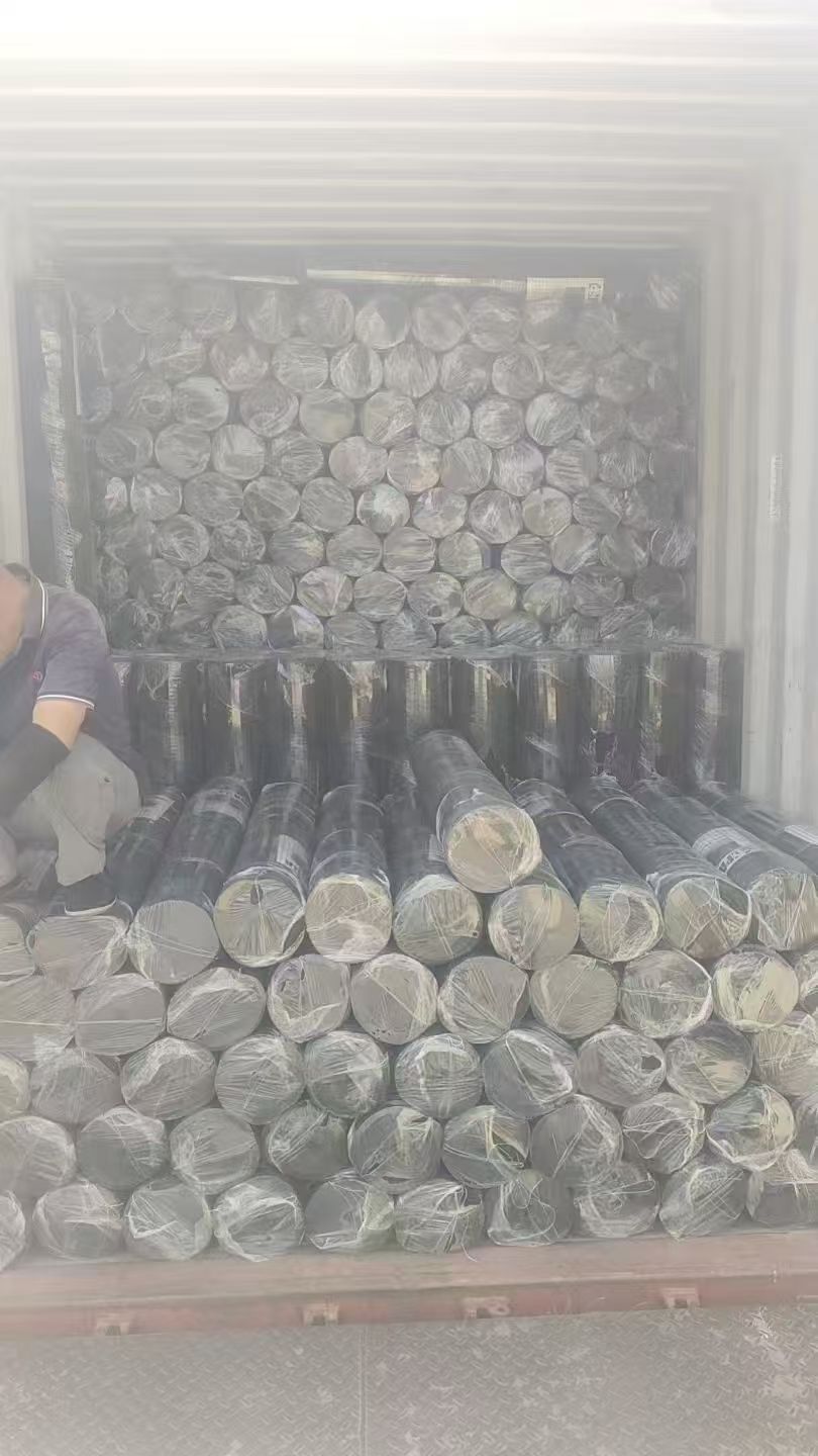 Galvanized Square welded wire mesh fence