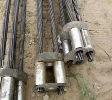 Prestressed Concrete Steel Strand / Pre-stressed steel strands
