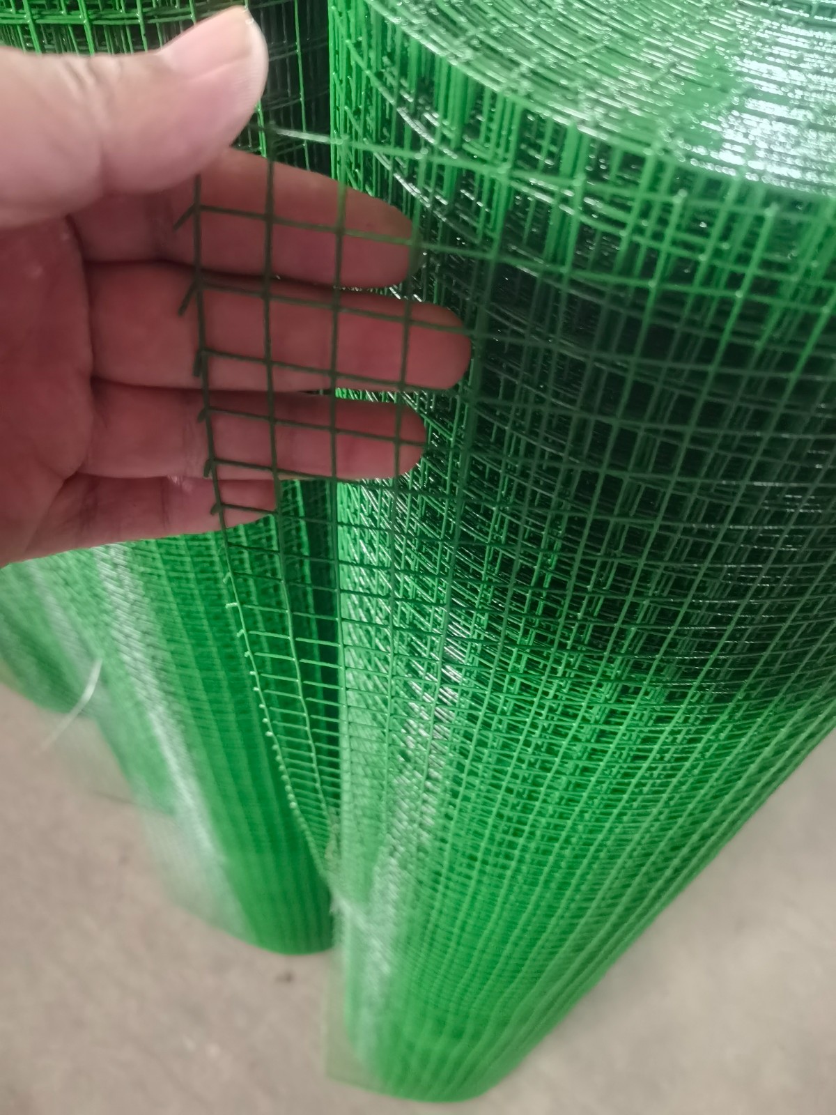 Galvanized square wire mesh