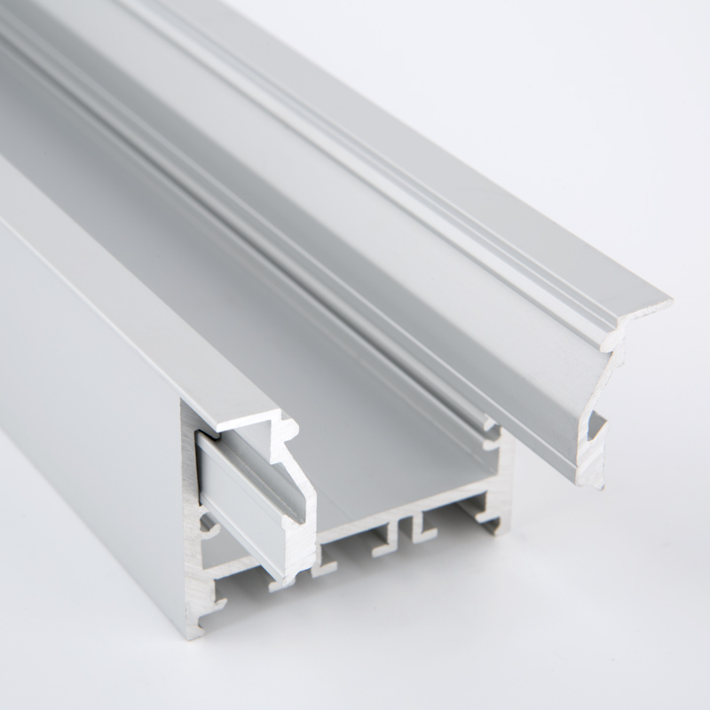 Wide recessed led extrusion profile