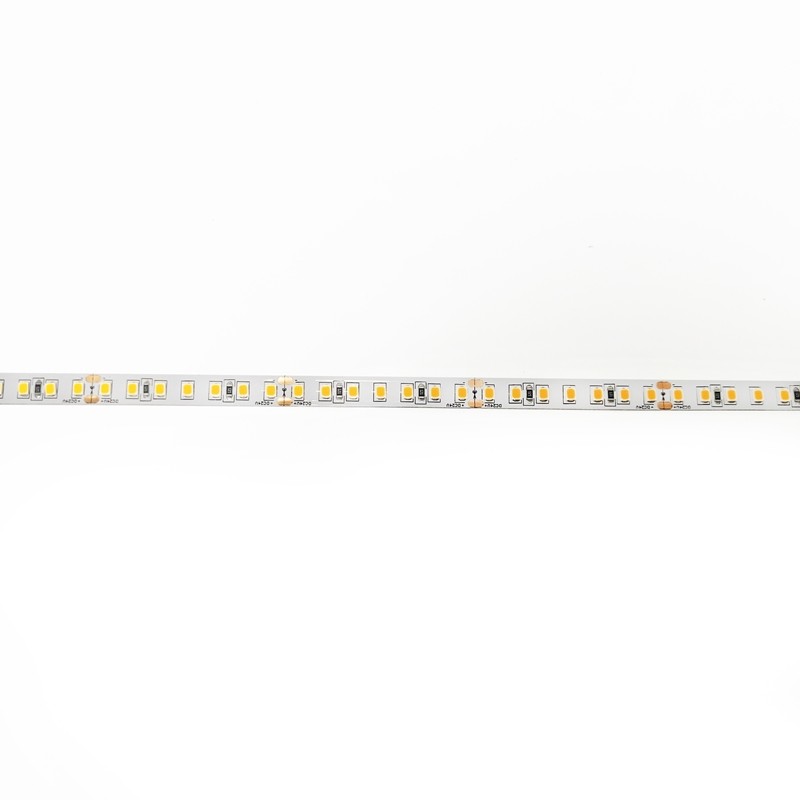 2835 (HE) 140LEDS 9,6 W.