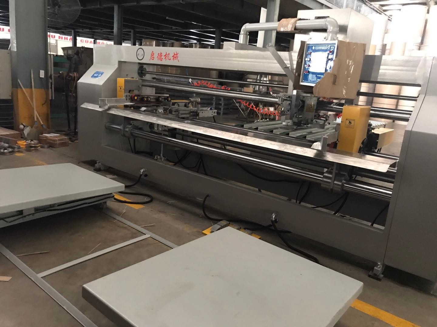 Installed double piece joint stitcher 3200 in Vietnam 2019