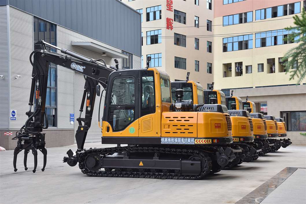 Rail Excavator