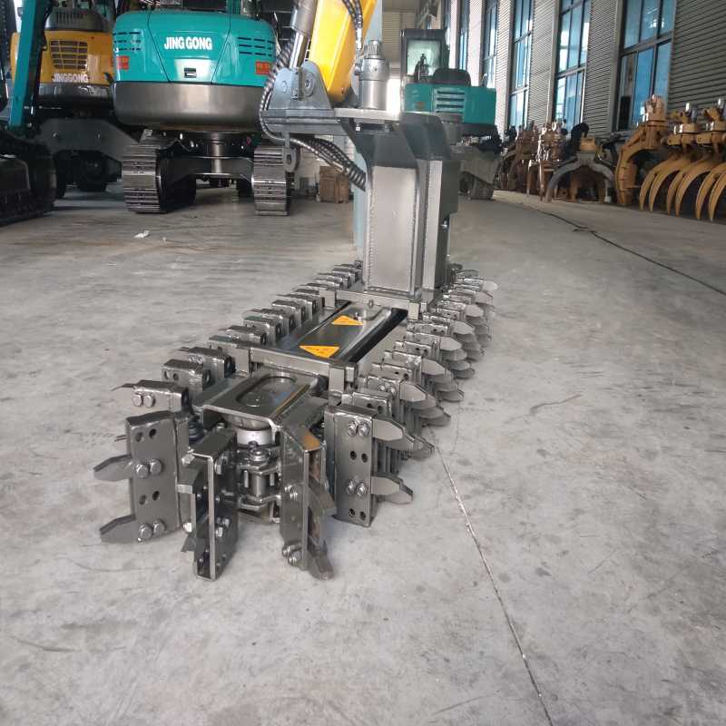 Railway Mechanical Excavator Track Ballast Cutting Machine