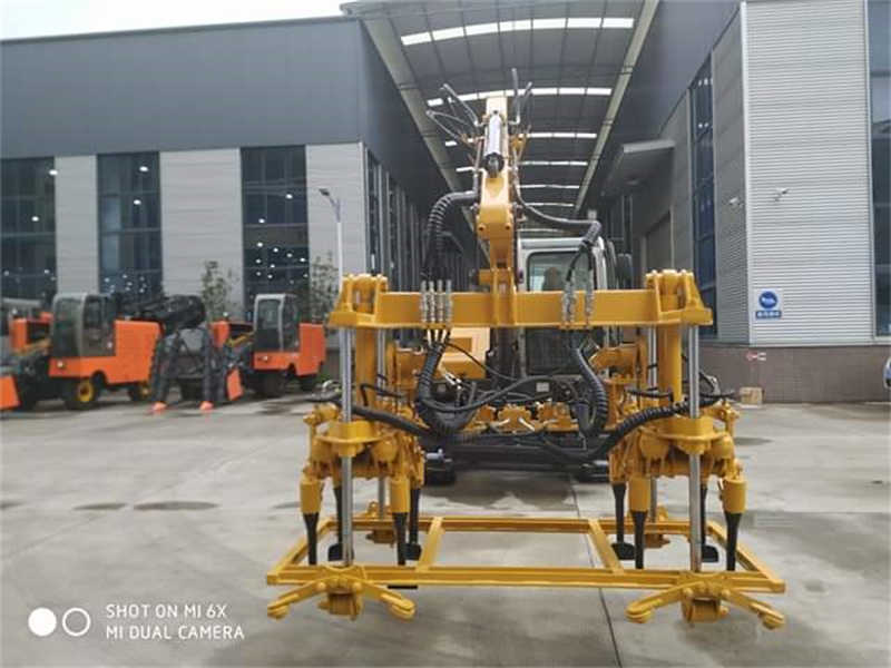 Railway Excavator Railway Tamping Stabilizer Ballast Tamping Maintenance