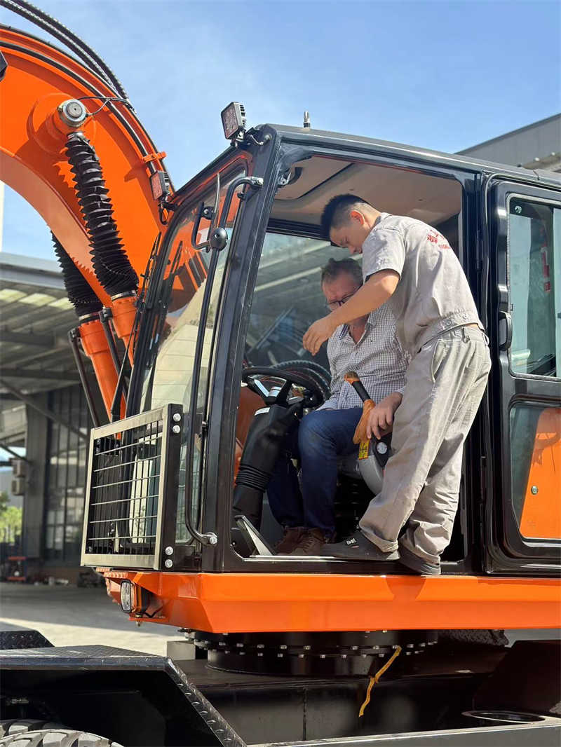 Railway Excavator