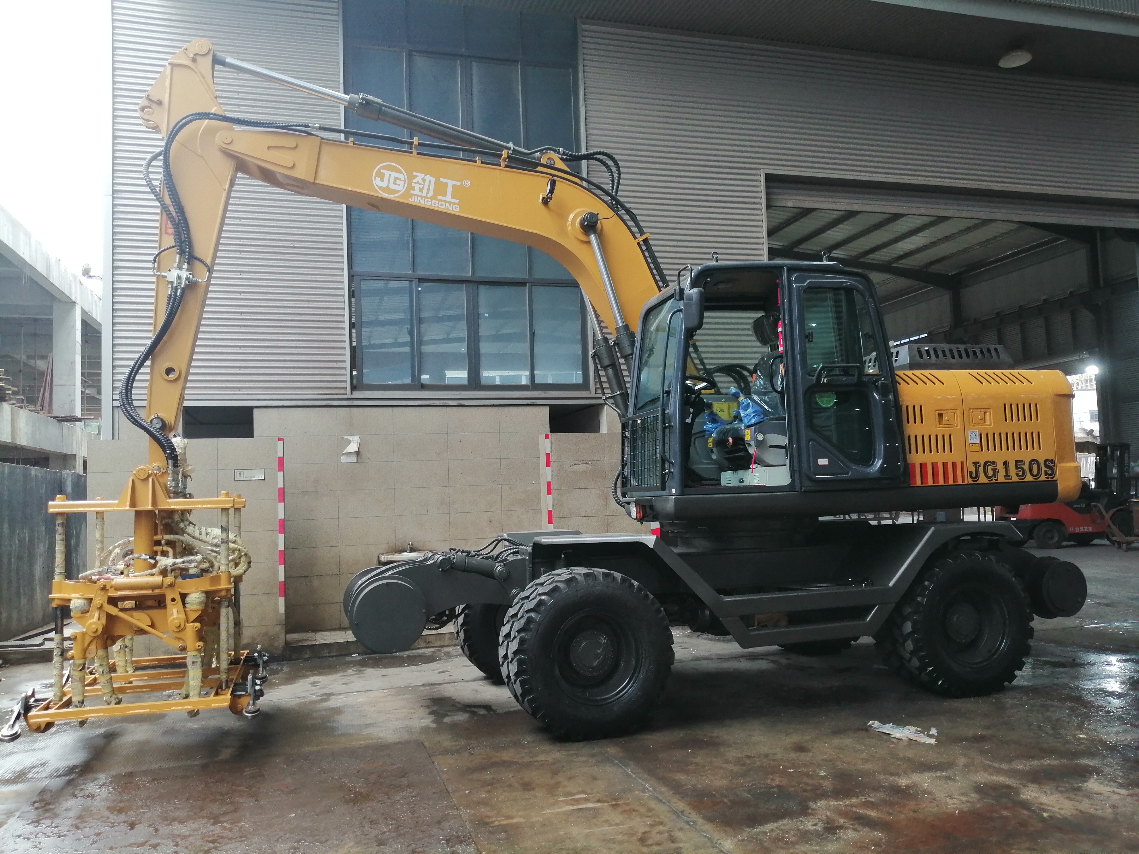 Comprar Máquina de compactação ferroviária de cabeça dupla JG150S de alta velocidade e eficiente,Máquina de compactação ferroviária de cabeça dupla JG150S de alta velocidade e eficiente Preço,Máquina de compactação ferroviária de cabeça dupla JG150S de alta velocidade e eficiente   Marcas,Máquina de compactação ferroviária de cabeça dupla JG150S de alta velocidade e eficiente Fabricante,Máquina de compactação ferroviária de cabeça dupla JG150S de alta velocidade e eficiente Mercado,Máquina de compactação ferroviária de cabeça dupla JG150S de alta velocidade e eficiente Companhia,