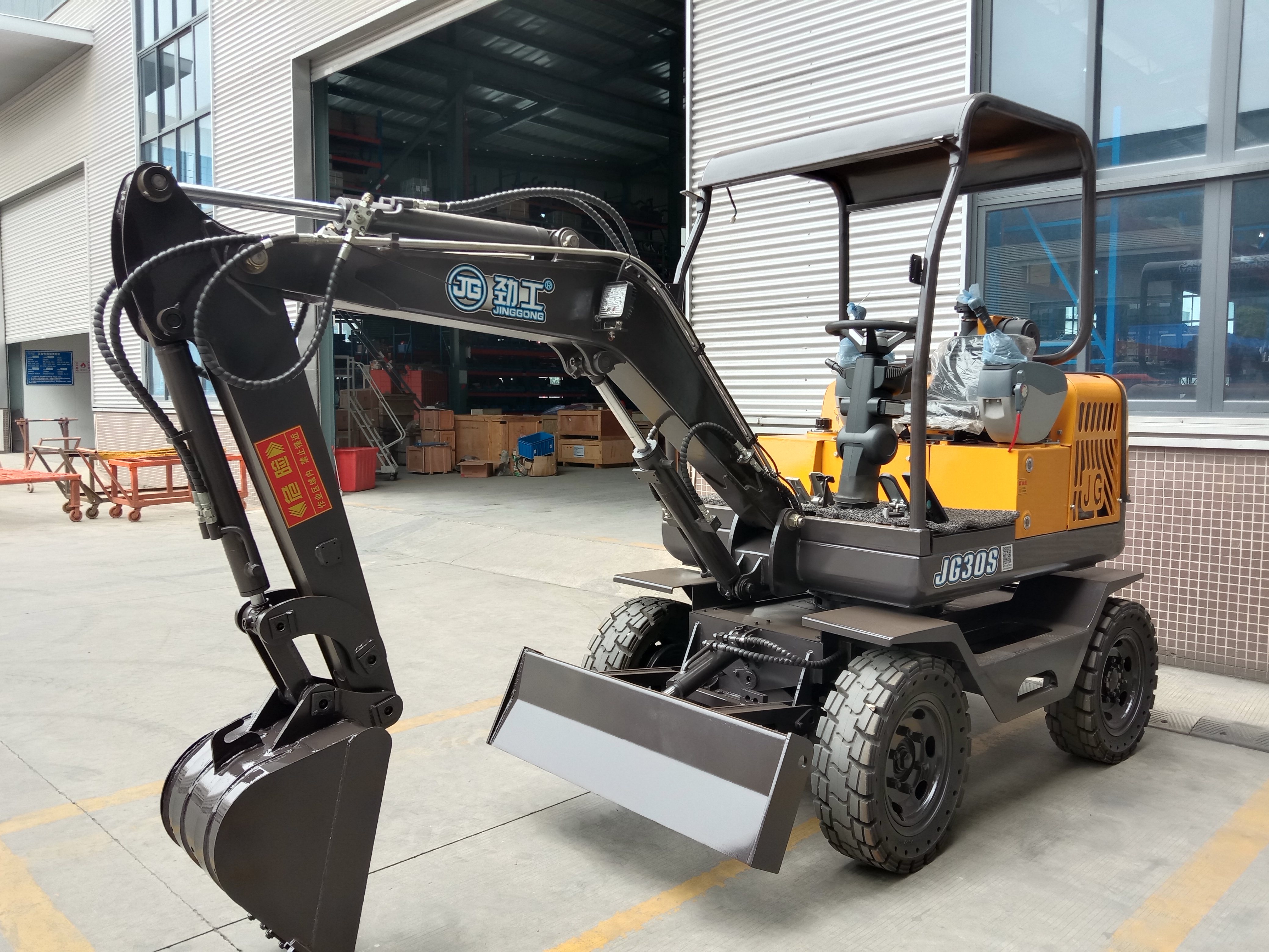 Comprar Miniescavadeira compacta sobre rodas JG30S de 3 toneladas | Ideal para projetos de abertura de valas e construção,Miniescavadeira compacta sobre rodas JG30S de 3 toneladas | Ideal para projetos de abertura de valas e construção Preço,Miniescavadeira compacta sobre rodas JG30S de 3 toneladas | Ideal para projetos de abertura de valas e construção   Marcas,Miniescavadeira compacta sobre rodas JG30S de 3 toneladas | Ideal para projetos de abertura de valas e construção Fabricante,Miniescavadeira compacta sobre rodas JG30S de 3 toneladas | Ideal para projetos de abertura de valas e construção Mercado,Miniescavadeira compacta sobre rodas JG30S de 3 toneladas | Ideal para projetos de abertura de valas e construção Companhia,
