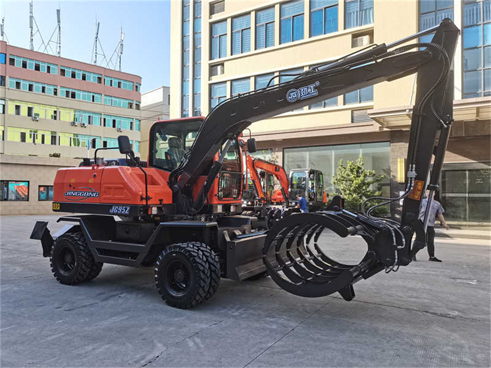 The hydraulic cotton bag grab loader is suitable for tractors and high-altitude operations.