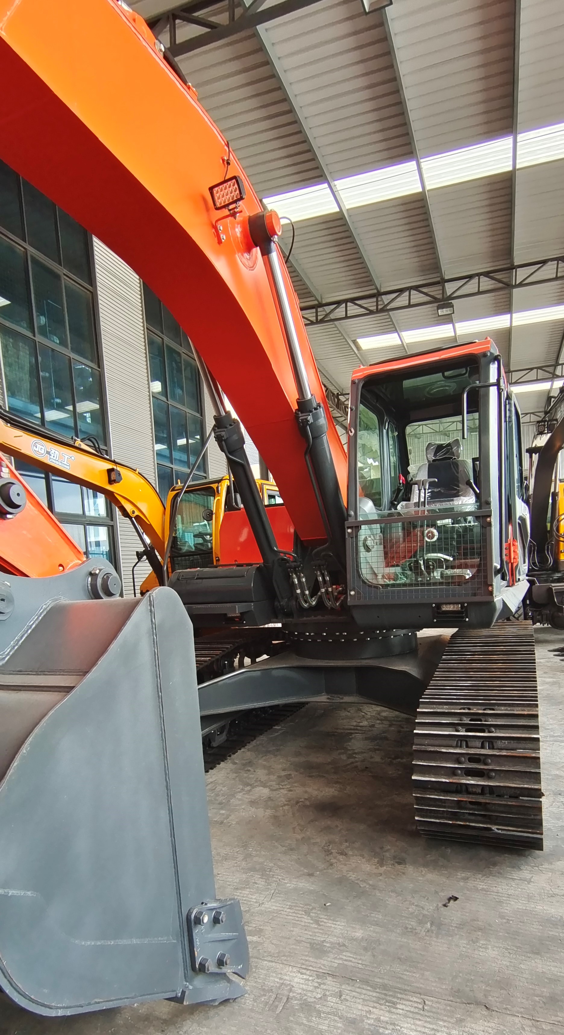 JG230L crawler excavator 3 tons of environmental protection bulldozer foundation project