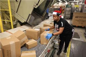 Amazon, Under Armour, Lululemon among 93% of retailers that kept Christmas shipping promises