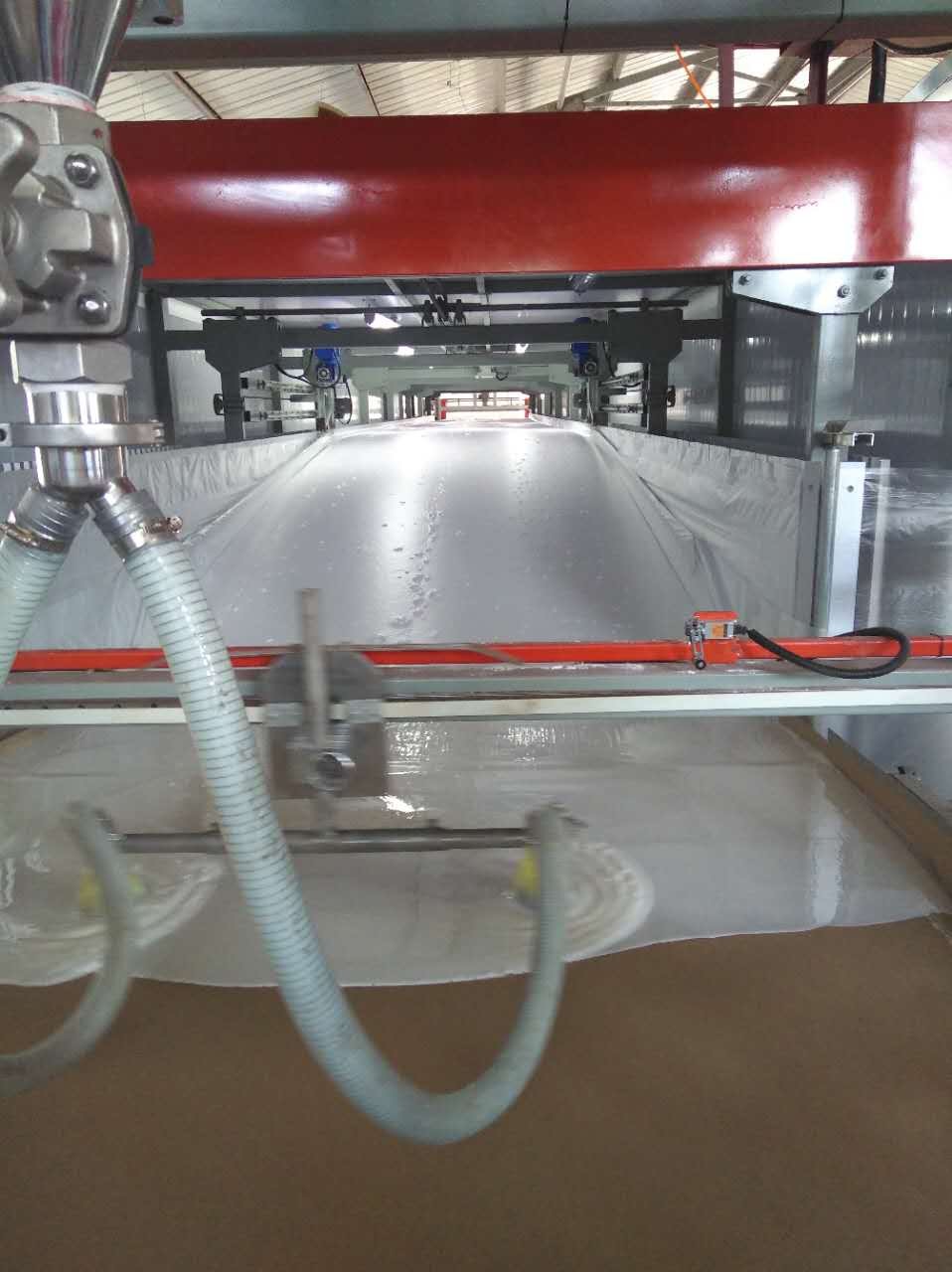 Vacuum Multilaye Horizontal Automatic Foaming line