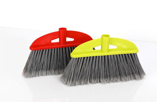 Light Sweeping Broom