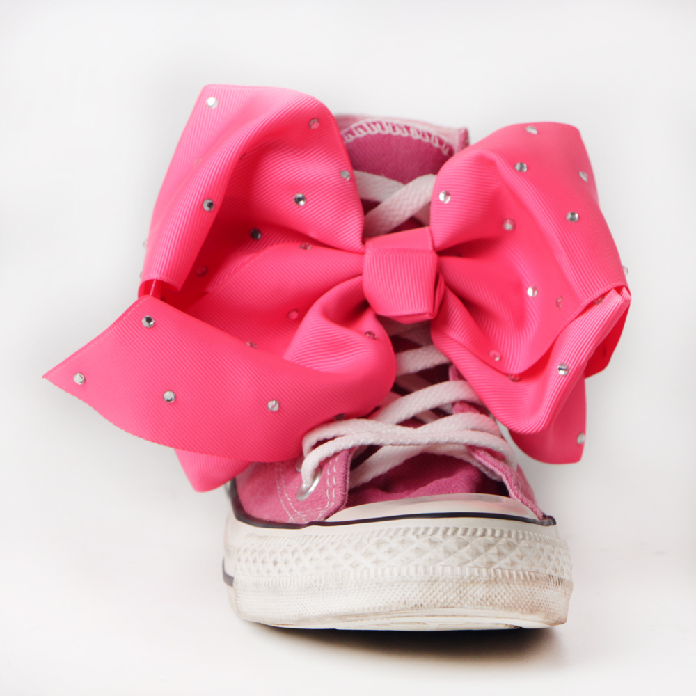 beautiful ribbon bow