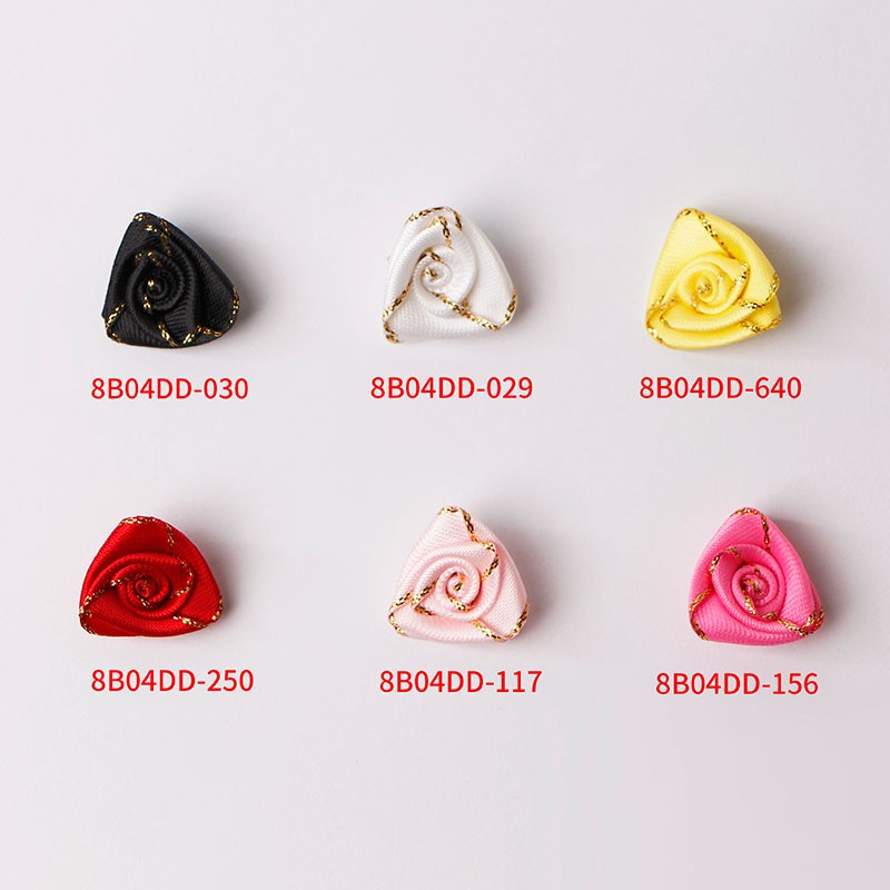 Bandschleifen für die Dekoration von Kleidungsstücken, benutzerdefinierte Mini-Bandblumen, handgefertigte Bandschleifen