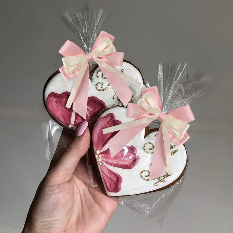 pre made ribbon bows