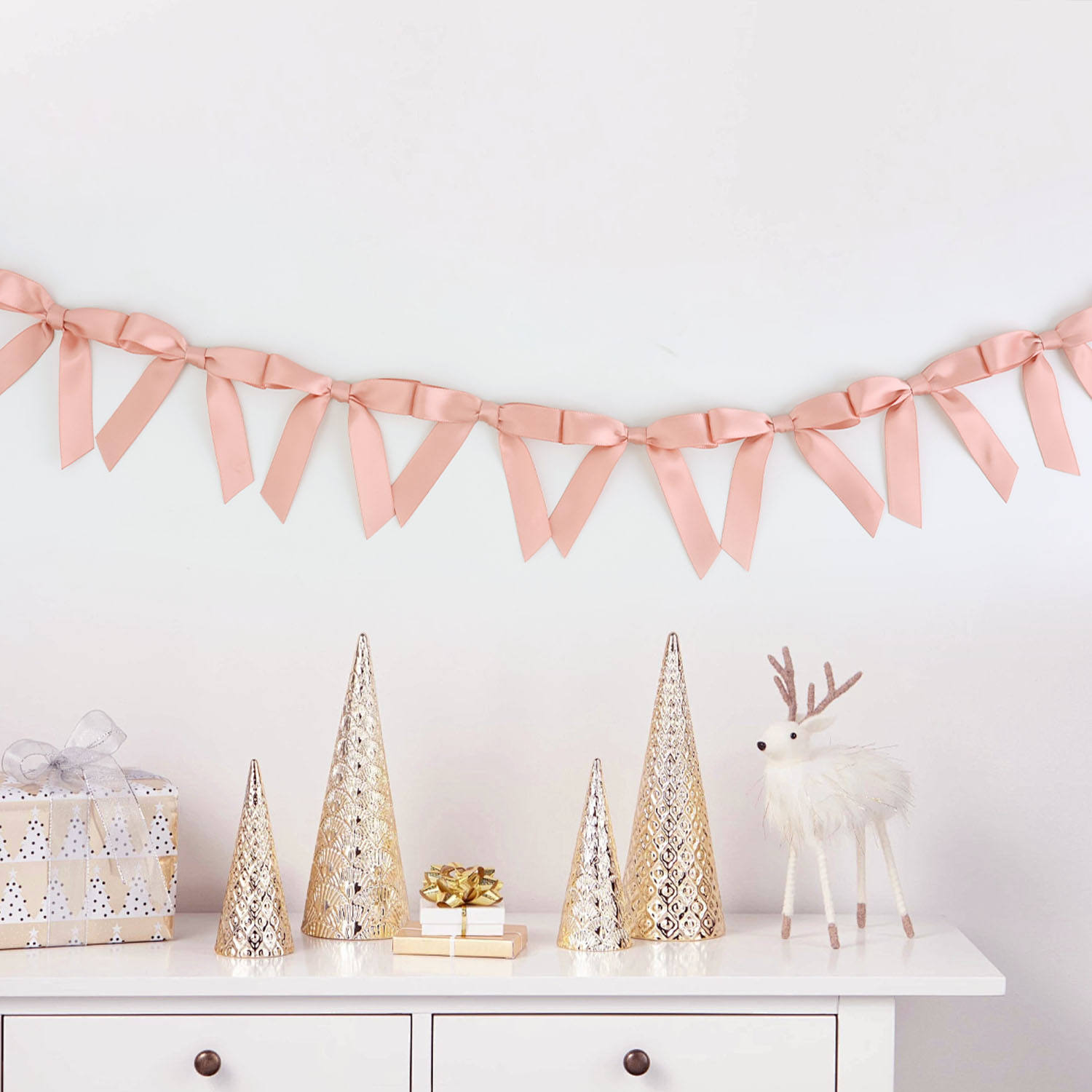 High-Quality Pink Butterfly Ribbon Bow Pre-made for Gifts