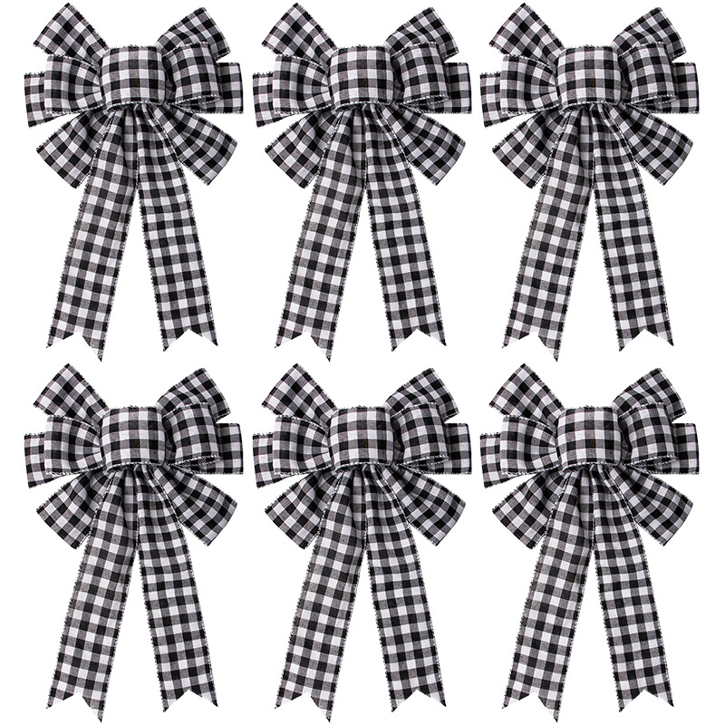 Outdoor Ribbon for Bows: DIY Thanksgiving & Christmas Wreath