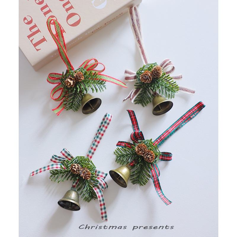 Narrow Velvet Ribbon Christmas Wreath Pinecone Berry Garland