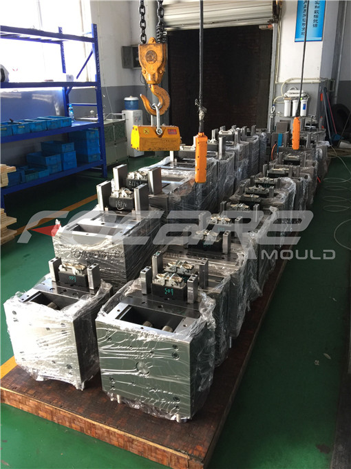 Pipe Fitting Mold Maker