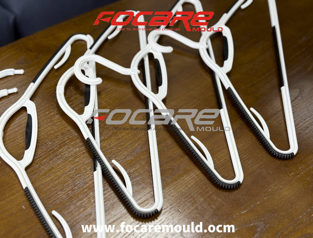 High quality Two-color Detachable Hanger Mold Quotes,China Two-color Detachable Hanger Mold Factory,Two-color Detachable Hanger Mold Purchasing