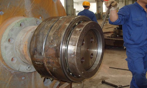 The sleeve pushersthe cement factory cement mill rotor bearing removalinstallation