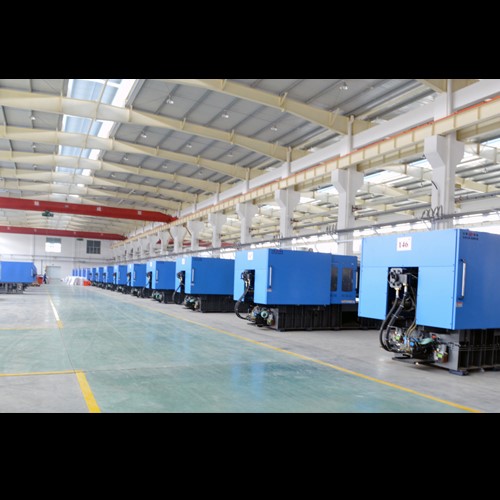 SHE1360 Fixed Pump Injection Moulding Machine