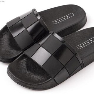 Slipper mâle en PVC